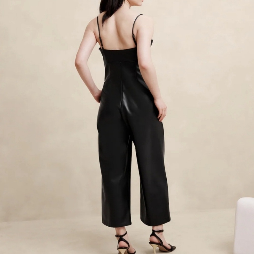 Banana Republic Vegan Leather Jumpsuit Black 10 NWT - Picture 3 of 9